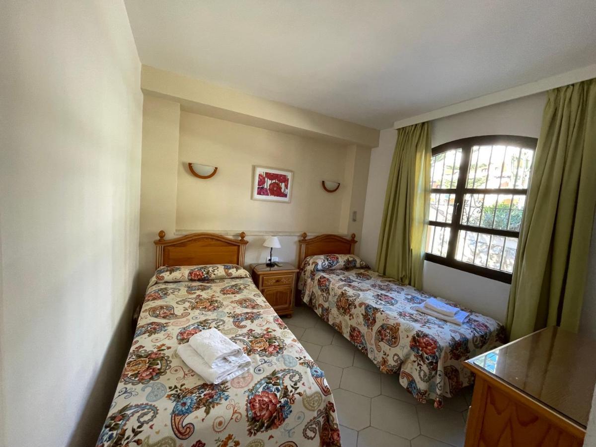 Apartamentos El Toro Marbella Luaran gambar
