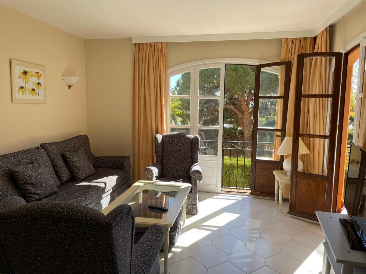 Apartamentos El Toro Marbella Luaran gambar