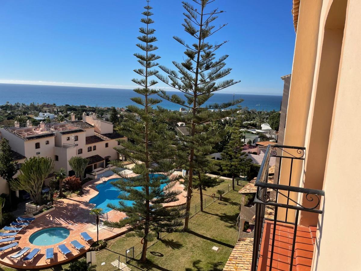 Apartamentos El Toro Marbella Luaran gambar