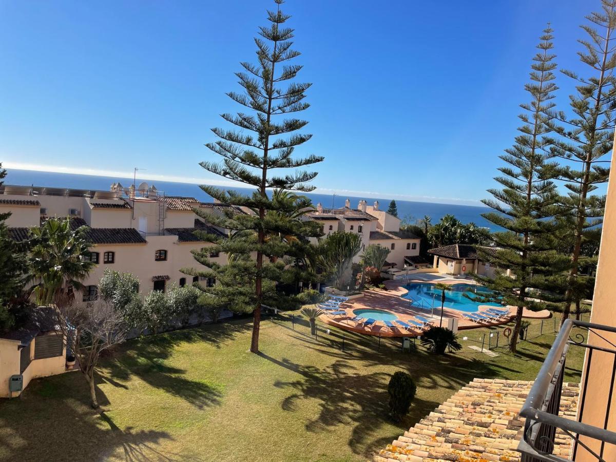Apartamentos El Toro Marbella Luaran gambar