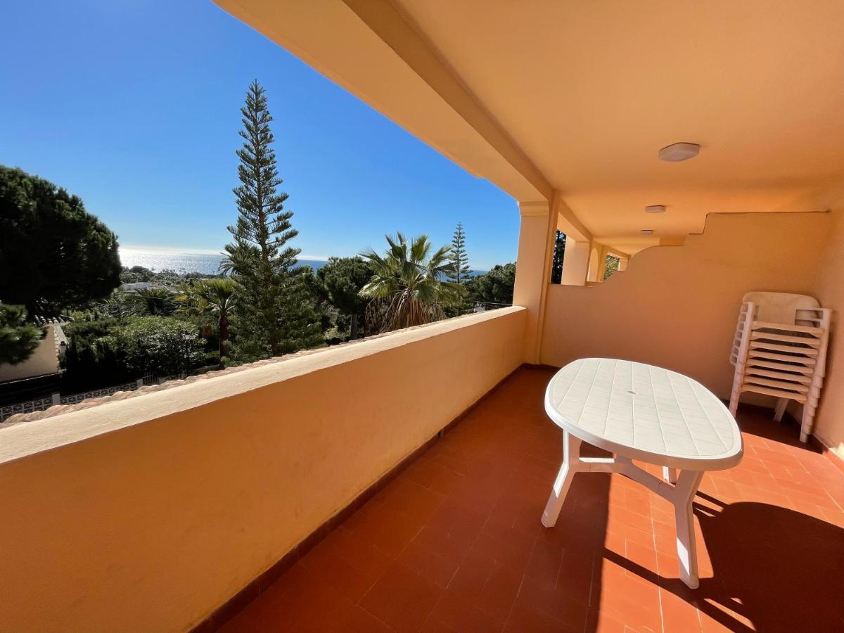 Apartamentos El Toro Marbella Luaran gambar