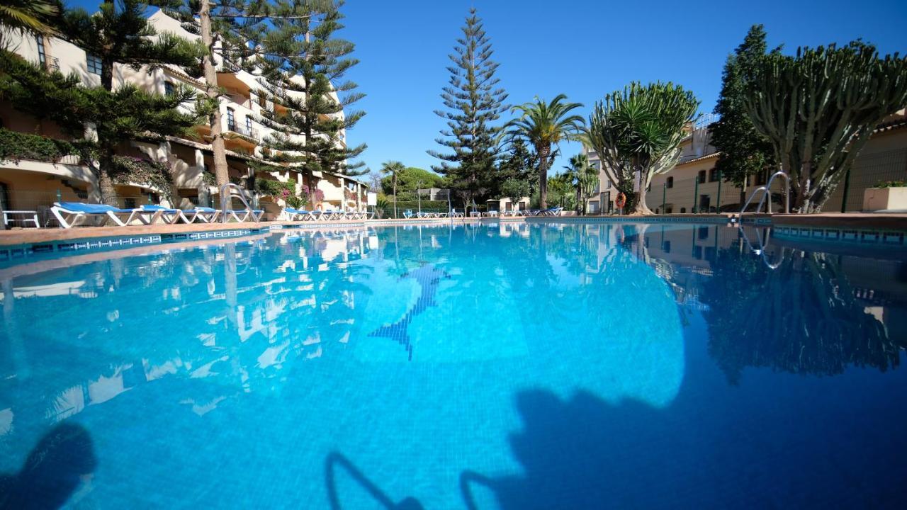 Apartamentos El Toro Marbella Luaran gambar